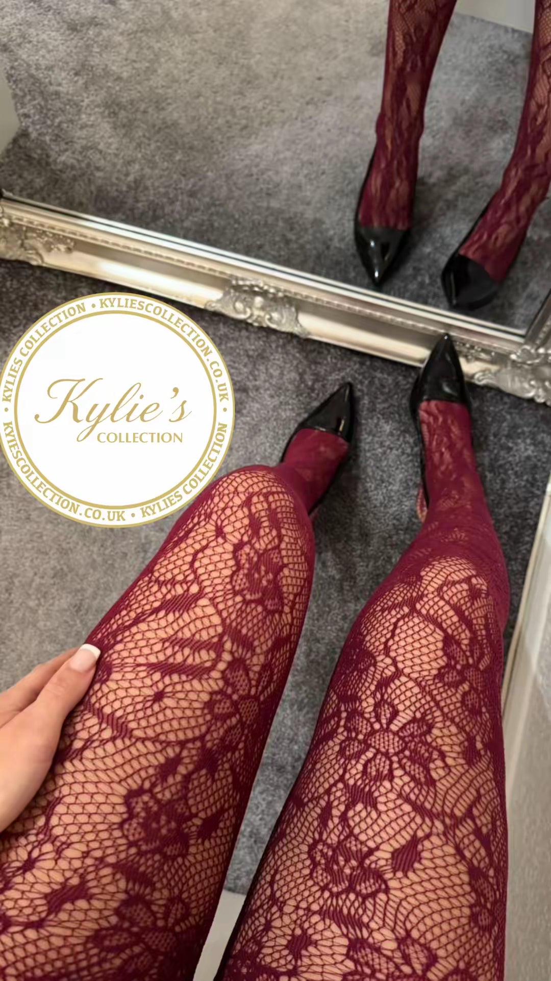 Lace floral tights